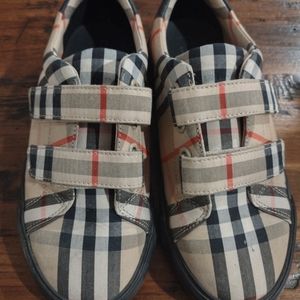 Kids Burberry shoes European size 31 and 13 U.S